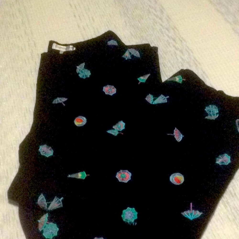 Coldwater Creek capris with fun print